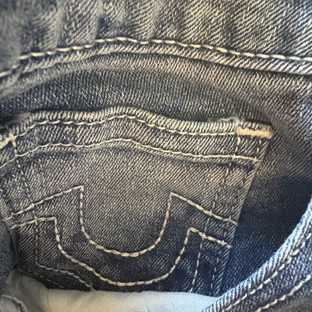 True Religion Blue Jeans with Tan Details - Picture 5 of 9